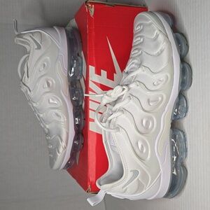 Size 11 Mens Nike Air VaporMax Plus White 924453 100